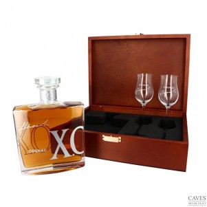 COGNAC Eug&eacute;nie 30 ANS Extra Old Cognac Lh&eacute;raud 70cl Coffret avec 2 Verres